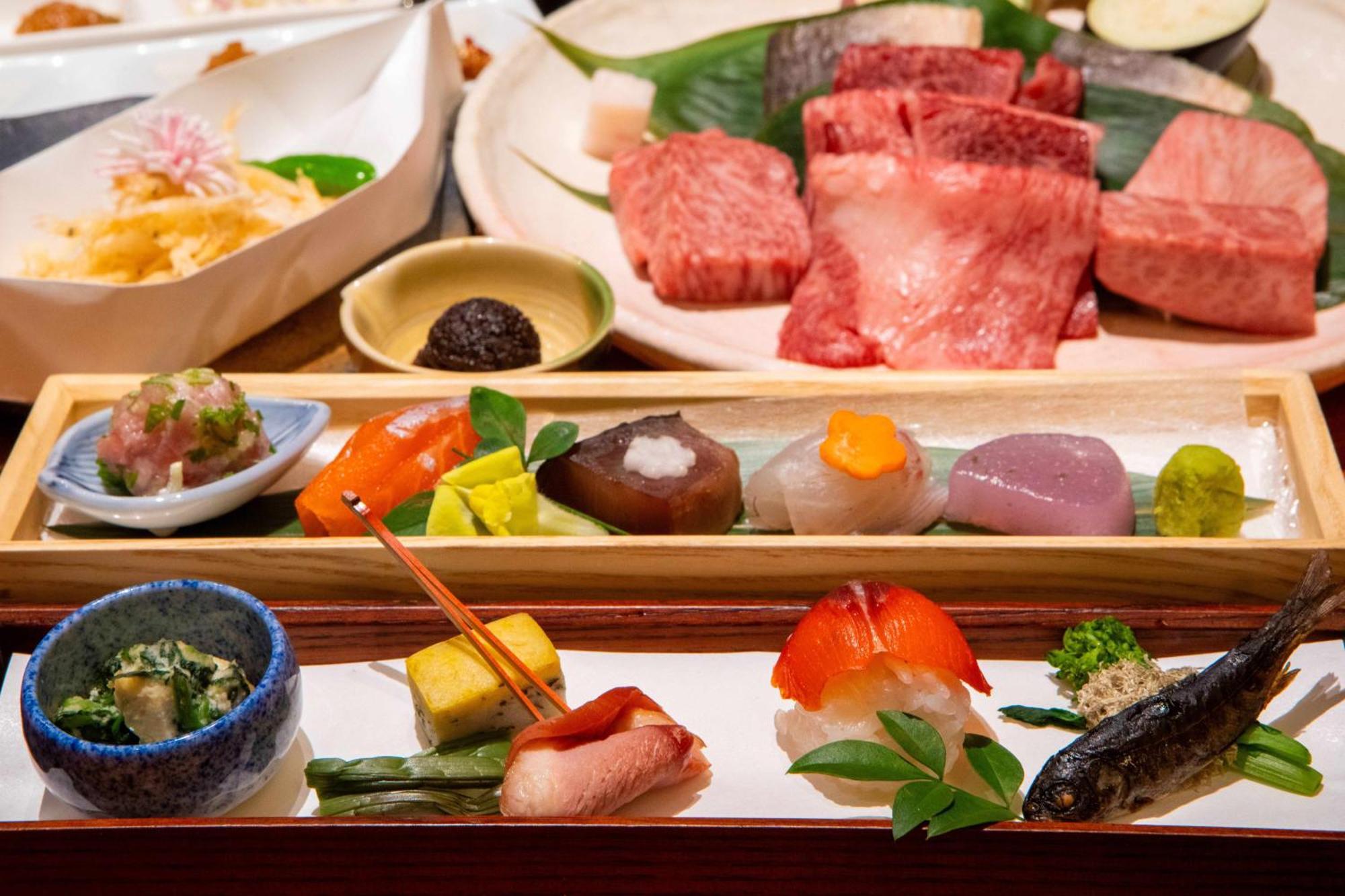 Miyama Ouan Kyoritsu Resort Takayama  Eksteriør billede A selection of Japanese dishes